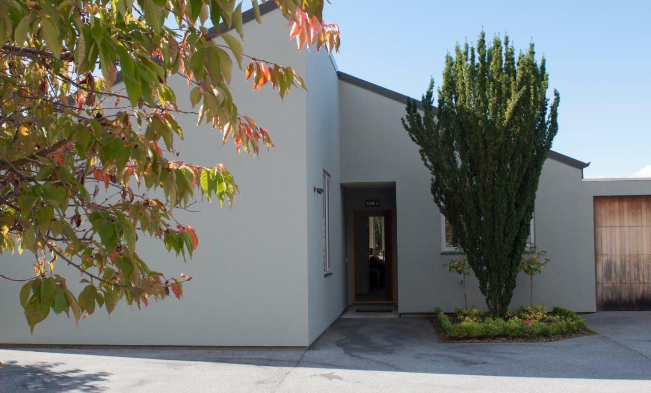 Villa Sunrise Sanctuary à Wanaka Extérieur photo