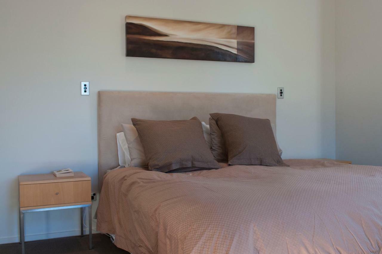 Villa Sunrise Sanctuary à Wanaka Extérieur photo