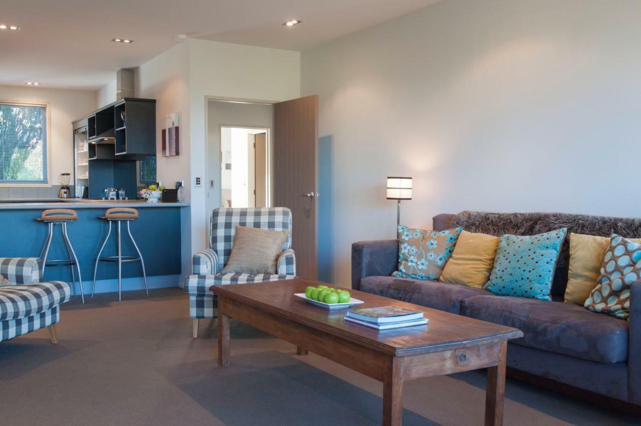 Villa Sunrise Sanctuary à Wanaka Extérieur photo
